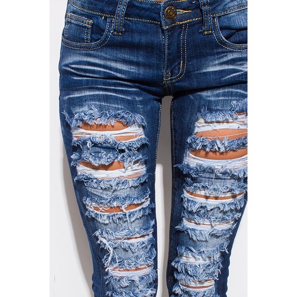 NEW Low-Rise Destroyed Denim Skinny Jeans - Picture 4 of 4